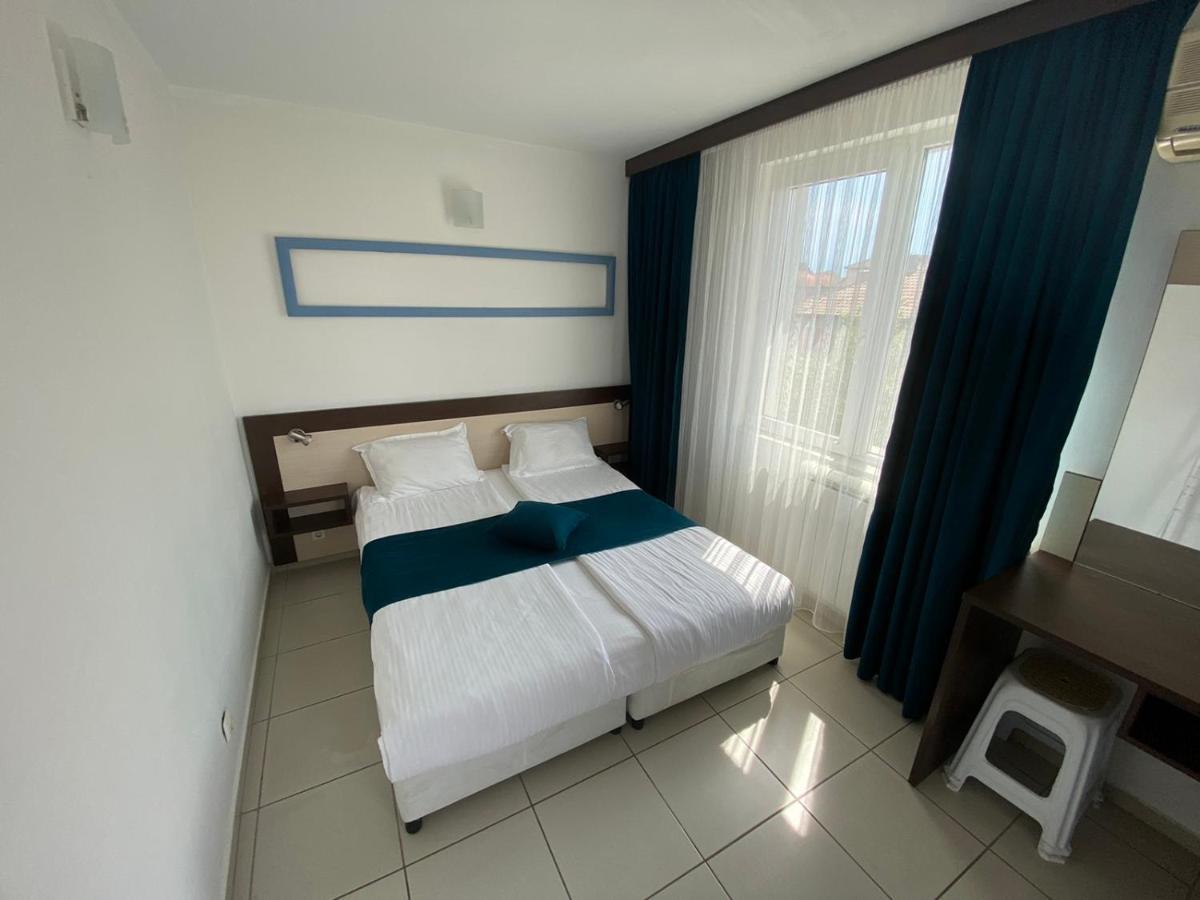 Lilia 2 Family Hotel Primorsko Exterior foto